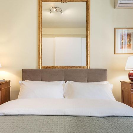 Piazza Isolo Central Apartment Верона Екстер'єр фото