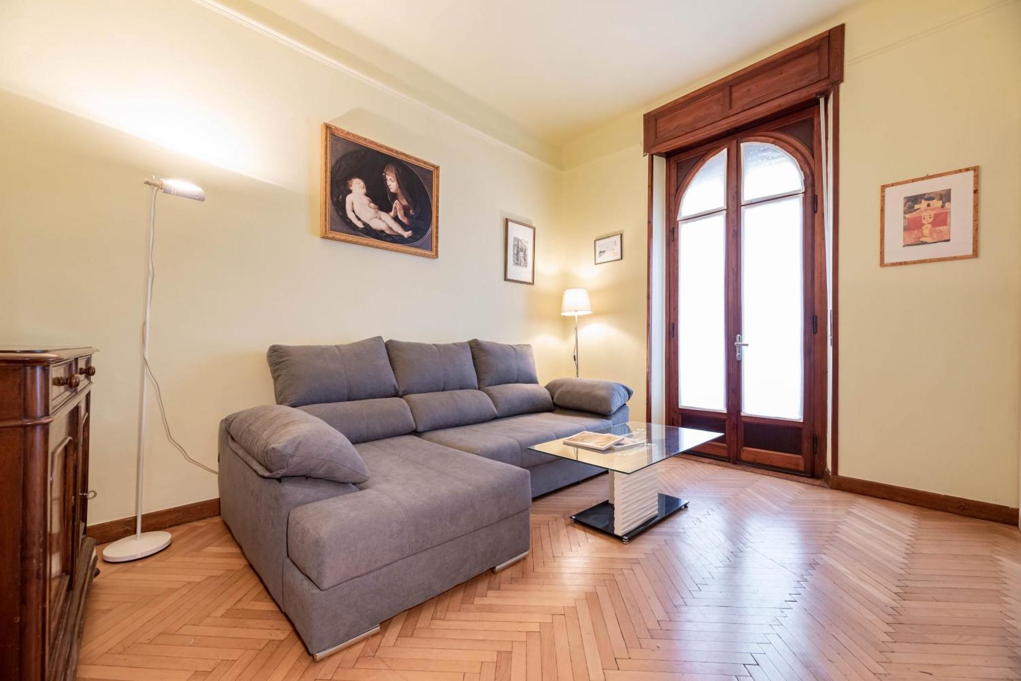 Piazza Isolo Central Apartment Верона Екстер'єр фото