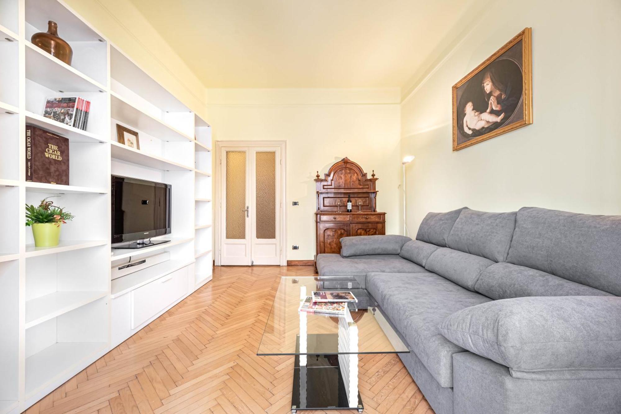 Piazza Isolo Central Apartment Верона Екстер'єр фото