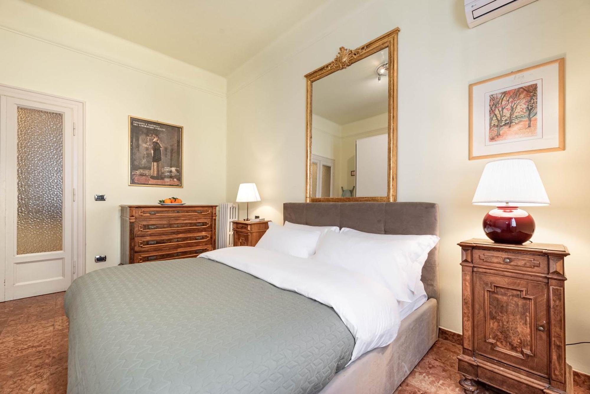 Piazza Isolo Central Apartment Верона Екстер'єр фото