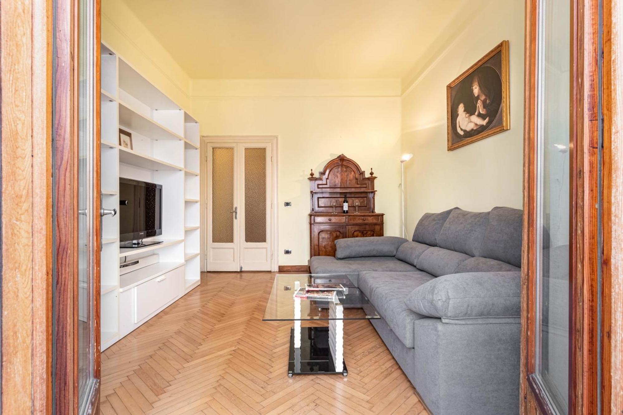 Piazza Isolo Central Apartment Верона Екстер'єр фото