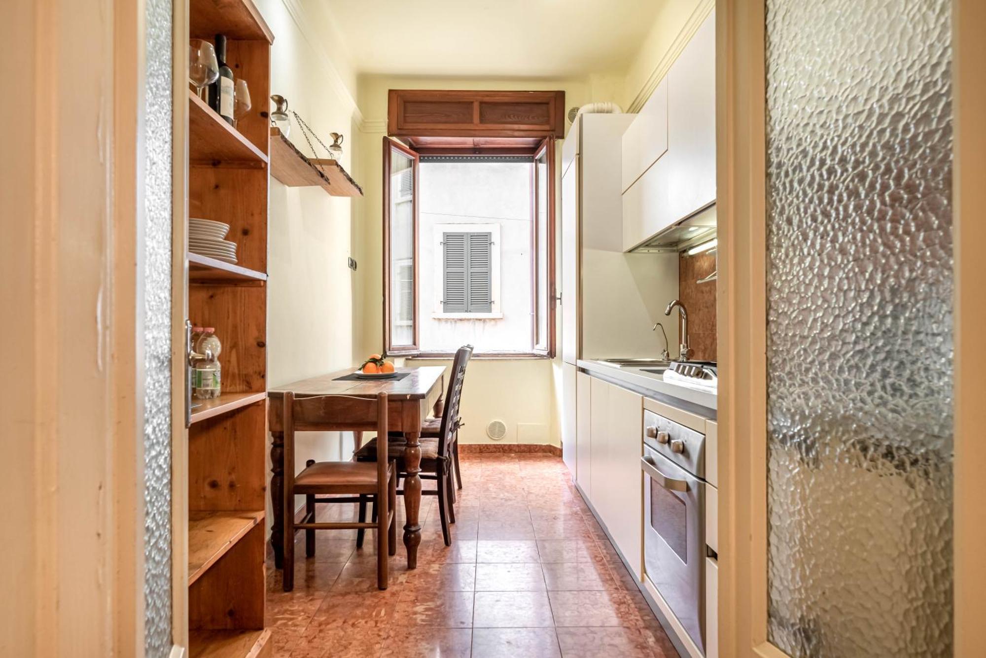 Piazza Isolo Central Apartment Верона Екстер'єр фото